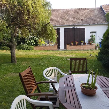 בית הארחה Vendeghaz Helesfa