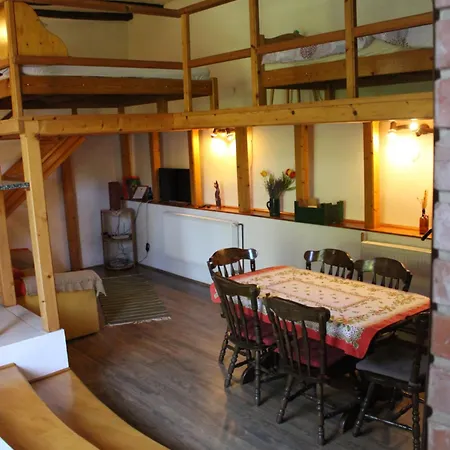 Vendeghaz בית הארחה