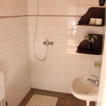 בית הארחה Vendeghaz Helesfa